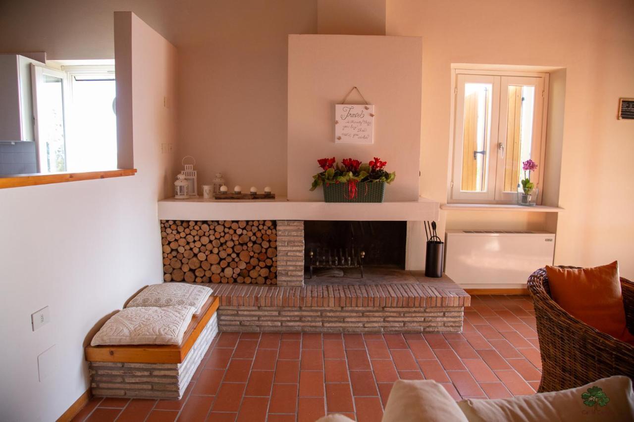Ca' Le Cerque, Villa Surrounded By The Marche Nature Fossombrone Kültér fotó